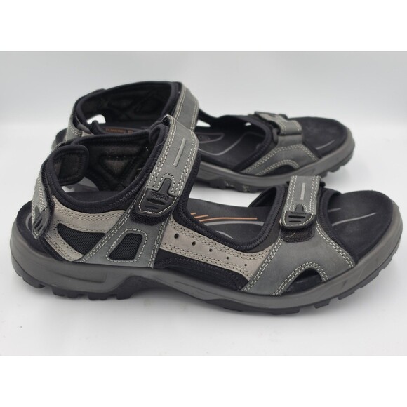 Sandals_&_Flip_Flops